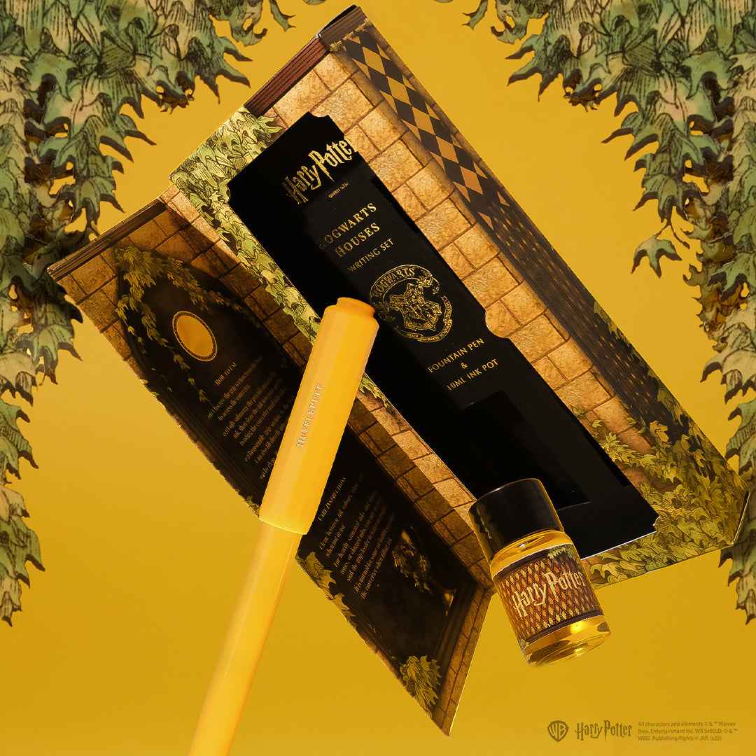 Warner Bros. | Harry Potter | Carousel Pen and Ink Set | Hufflepuff House